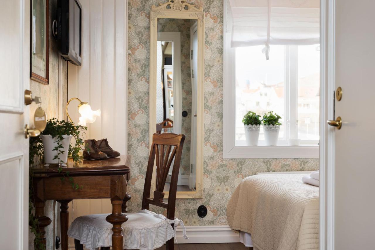 Strandvillan Hotell Och Bed & Breakfast Lysekil Bagian luar foto