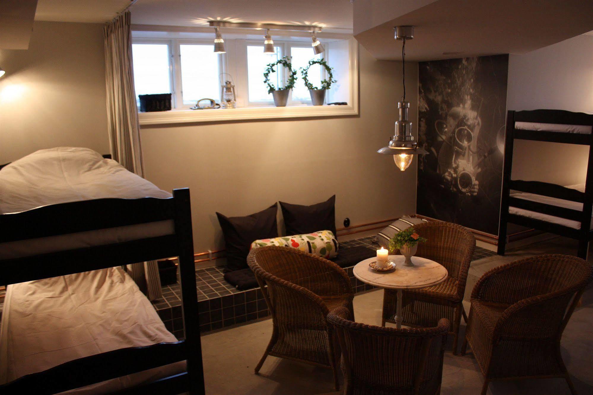 Strandvillan Hotell Och Bed & Breakfast Lysekil Bagian luar foto