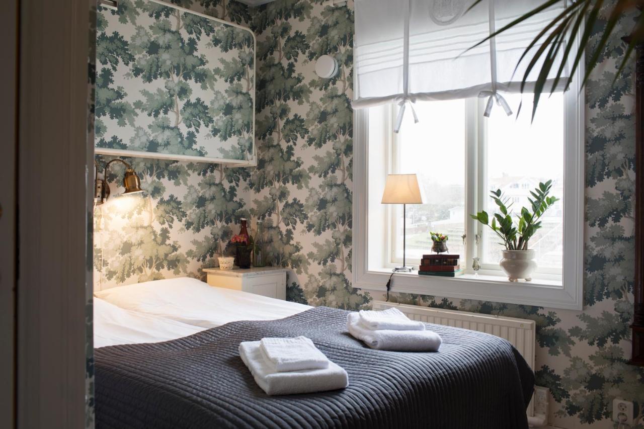 Strandvillan Hotell Och Bed & Breakfast Lysekil Bagian luar foto